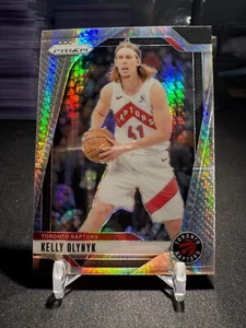 KELLY OLYNYK 2024-25 Panini Prizm NBA Silver Hyper Refractor #152 Raptors - Picture 1 of 2