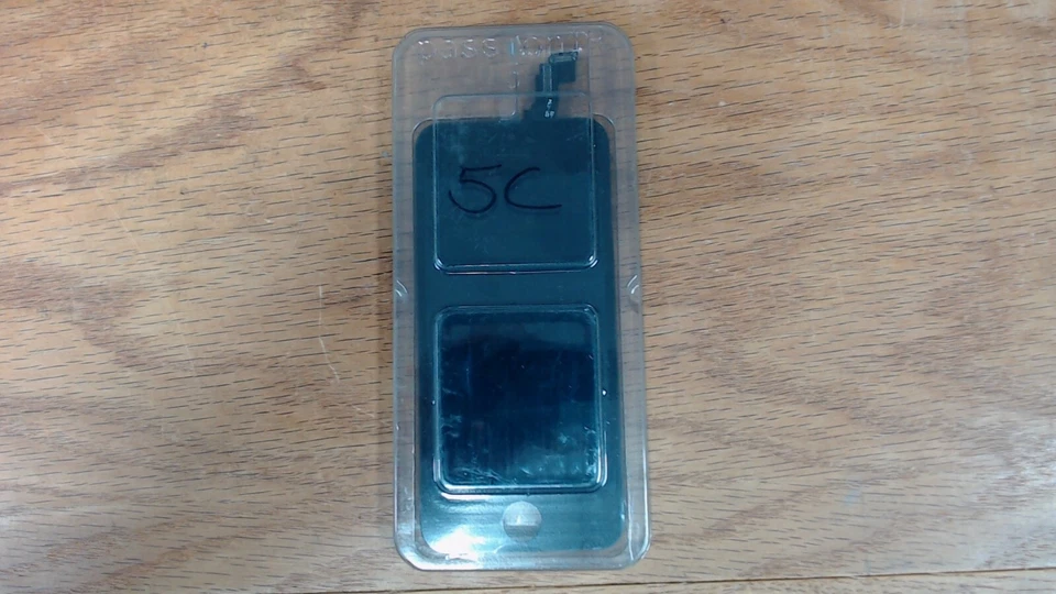 iPhone 5C Touchscreen Digitizer Replacement - Black - Image 1 of 1