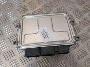 Calculateur Moteur VALEO - PEUGEOT 2008 I (1) 1.2L ESS 80CV - Réf : 9805895780 - Picture 1 of 5