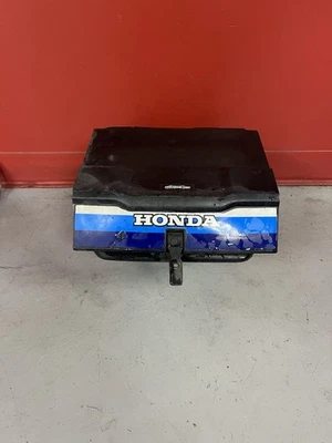 1984 Honda ATC200es oem TRUNK WITH LID LIGHT BIG RED 1983 200 200es 1984 200M Foto 1 de 4