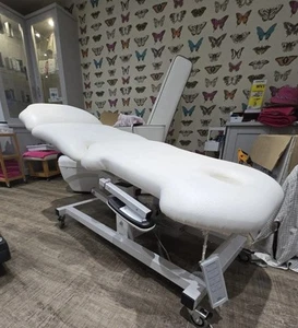 electric beauty bed Massage couch - Picture 1 of 16