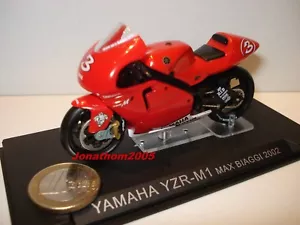 Moto Yamaha YZR-M1 N ° 3 Max Biaggi 2002A 1/24° - Imagen 1 de 3