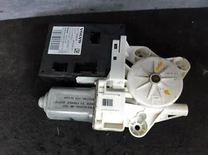 VOLVO S40 RIGHT FRONT WINDOW REG/MOTOR M SERIES, POWER, 03/04-08/12 - Picture 1 of 4