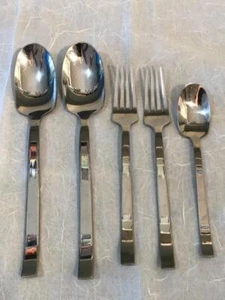 IKEA LARD STAINLESS 22422 FORKS & SPOONS Flatware Silverware NICE - Picture 1 of 1
