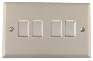 Interruptor de luz basculante G&H SFW204-PC placa de espectro blanco mate 4 velocidades 1 o 2 vías - Imagen 1 de 1