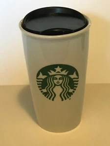 Vaso Starbucks 2016 12 oz con tapa negra logotipo de sirena y lista de verificación de ingredientes. - Imagen 1 de 7