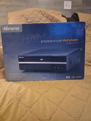 Memorex MVD2015 Progressive Scan DVD/CD Player with Original Remote & Manual - Image 1 of 3