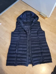 GR 44 Neuwertige Dunkelblau glänzender gesteppte Weste /Jacke V. Bodyflirt - Bild 1 von 2