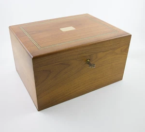Vintage Decatur Industries Genuine Walnut Cigar Box Humidor With Key - Bild 1 von 20