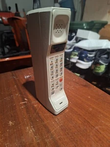 téléphone brique motorola - Photo 1 sur 1