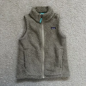 Patagonia Girls Los Gatos Vest Khaki Fleece Sz XL 14 Polyester Sty65490 - Picture 1 of 16