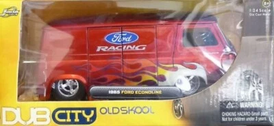 WOW EXTREMADAMENTE RARO Ford Econoline Van 'Ford Racing' Flames 1965 Rojo m 1:24 Jada Foto 1 de 2
