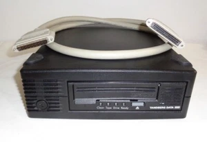 Tandberg BRSLA-0605-AC, LTO-3 HH externes SCSI Datenkassettenlaufwerk (3510-LTO) - Bild 1 von 4