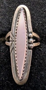 Vintage Womans Sterling Silver Three Beads Shell Pink Mother of Pearl Size 5 - Picture 1 of 2