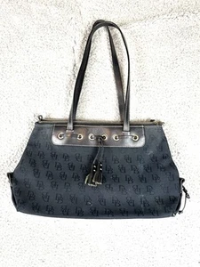 Borsa a mano Dooney Bourke nera su tela nera borsa monogramma. - Foto 1 di 6