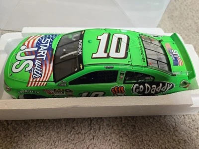 2013 Danica Patrick 10 GoDaddy Salutes 1/24 Lionel Nascar Diecast 1/600 - Image 1 of 4