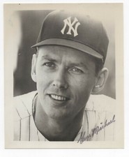 Gene Michael - New York Yankees - Autographed 4x5 Photo  EX-NM 