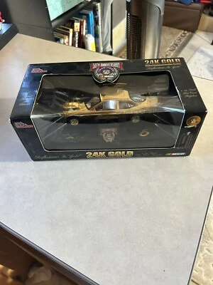 #6 Nascar гонки чемпионов 24K золото покрытием серии 1:24 масштаб литой. 1 из 4 998 - Изображение 1 из 3