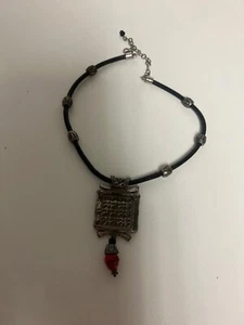 Necklace - Picture 1 of 3