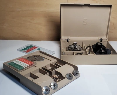 Vintage 500a 401a 403 Singer Machine slant shank  attachments+case (R55V s6) - Image 1 of 4