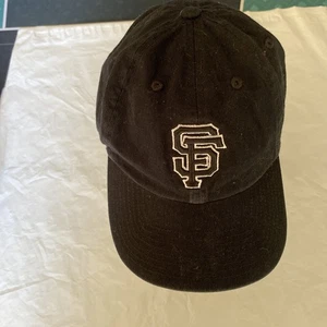 Gorra de béisbol de los Gigantes de San Francisco con correa trasera negra blanca MLB para hombre 47 - Imagen 1 de 4