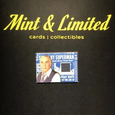 2006 Topps Superman Returns Authentic Memorabilia Perry White's 3-Piece Suit - Image 1 of 3