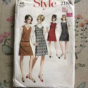 Style Vintage 2188 Dress Dressmaking pattern Size 16 Used - Picture 1 of 2