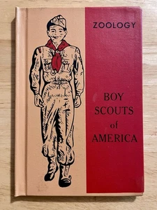 1970 Vintage BSA Zoology Merit Badge Hardback Book - Picture 1 of 3