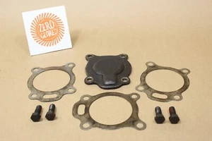 72-79 Jeep CJ Commando Dana 20 Front Output Cover Plate with Shims and Bolts OEM - Foto 1 di 5