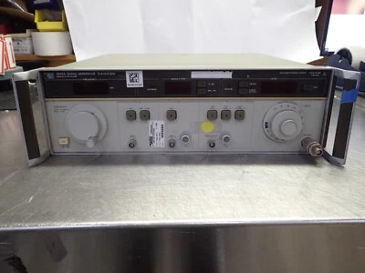 HP 8684A SIGNAL GENERATOR 5.4-12.5 GHz w/ OPT 001 +10dBm OUTPUT POWER TESTED - Image 1 of 4