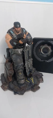 Marcus Fenix Huge Statue  Figure Only Gears Of War 3 epic edition Cover