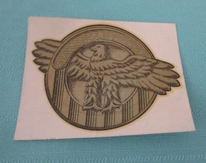 Calcomanía ventana pato roto 1945 original Segunda Guerra Mundial 3,25" diámetro - Imagen 1 de 4