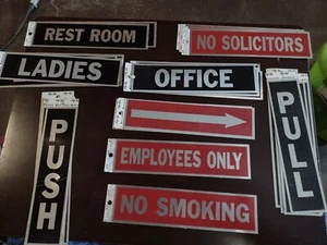 SIGNS autoadhesivo Hy-Ko NUEVO negro o rojo cuarto de baño empleados fumar empuje tirón - Imagen 1 de 50