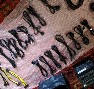 Thermaltake ToughPower TF1 1550W Power power supply - Image 1 of 4