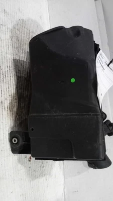 2004 Volkswagen Jetta Air Cleaner Assembly OEM 1J0129607AC Used 2.0L - Image 1 of 4