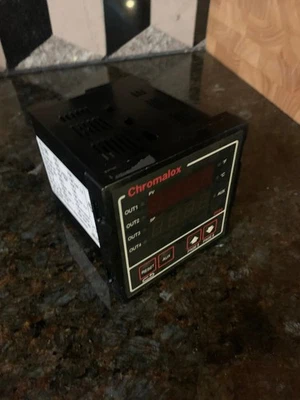 Chromalox 2104 - RO020. Controlador térmico PID multisegmento ¡Gran reflujo de 4! Foto 1 de 4