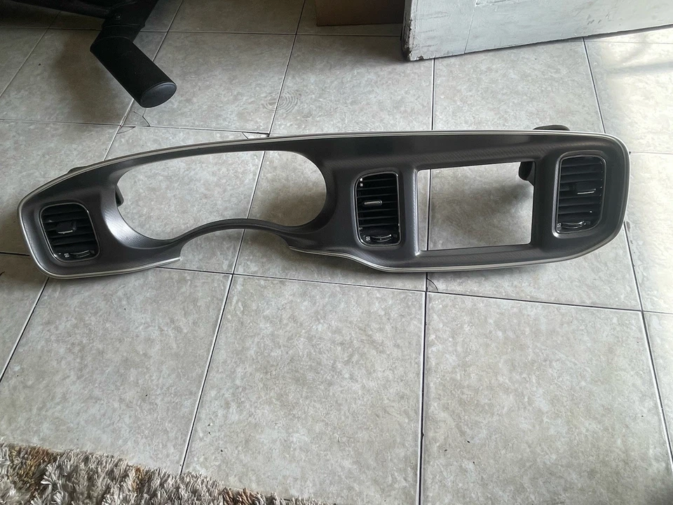 Cuadro de instrumentos bisel calibre OEM#L0199607AB 2011-2014 Dodge Charger 8,4" Foto 1 de 4