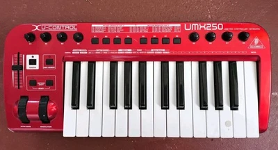 Behringer UMX250 USB/Midi Controller Keyboard *UNTESTED* - Image 1 of 4