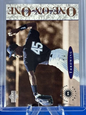 Lote de cartões de beisebol Michael Jordan One on One: #1, #2, #5, #7 - Imagem 1 de 4