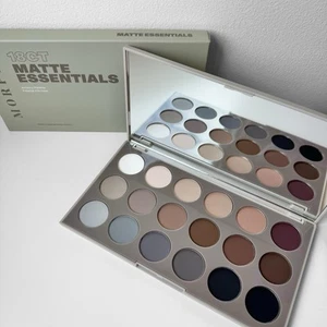 MORPHE 18CT Matte Essentials Artistry Eyeshadow Palette COOL Tone Eye Shadow NIB - Picture 1 of 5