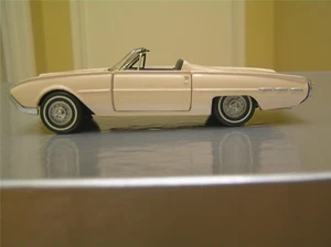 Franklin Mint Ford Thunderbird convertible 1/43 scale near mint - Picture 1 of 8