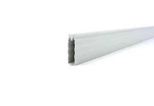 10 Stück Wöhner 01245 Sammelschienenabdeckung für Schiene 12 - 30x10mm. 1m - Bild 1 von 3