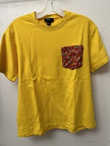 Forever 21 Men's Yellow Tee with Floral Pocket Size Small - Picture 1 of 2