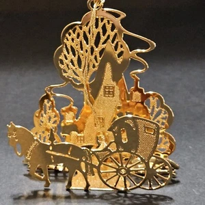 Danbury Mint Carriage Ride Christmas Ornament 23K Gold Plated VTG 1987 - Picture 1 of 15