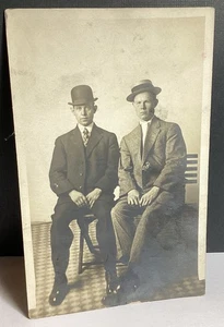 ANTIKE RPPC ECHTFOTO POSTKARTE 2 DAPPER FELLAS WALLBRIDGE PARK STUDIO TOLEDO O - Bild 1 von 8