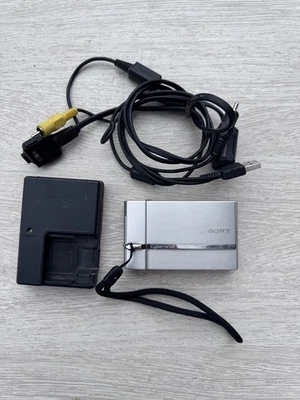 Sony Cyber-Shot DSC-T50 7.2MP Digital Camera Charger Battery  - Image 1 of 4