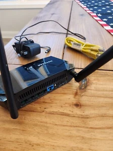 NETGEAR WiFi Router (R6120) - AC1200 Dual Band Wireless Speed (up to 1200 Mbps) - Picture 1 of 3