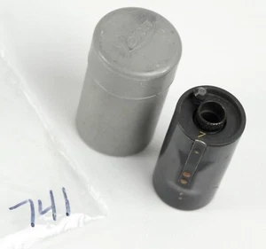 Leica/Leitz reloadable cassettes for 35mm film w/aluminum can DRXOO - Picture 1 of 3