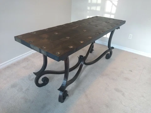 Exquisite reclaimed wood Table with iron  details Cover