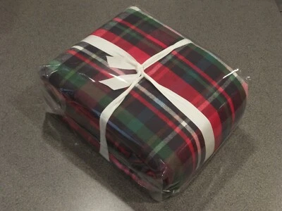 Nuevo RARO 7 PIEZAS Pottery Barn Declan Edredón King a Cuadros con Fundas y Manta Granate Foto 1 de 4